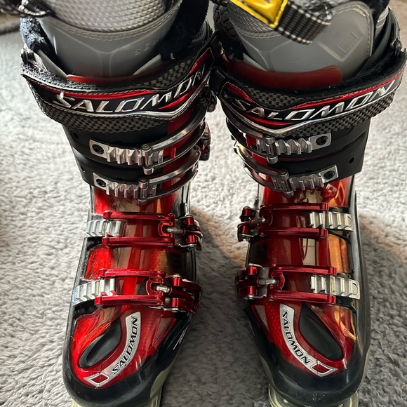 Used pair of Salomon Energyzer 100 Ski Boots, size 25.5 - Picture 2 of 4
